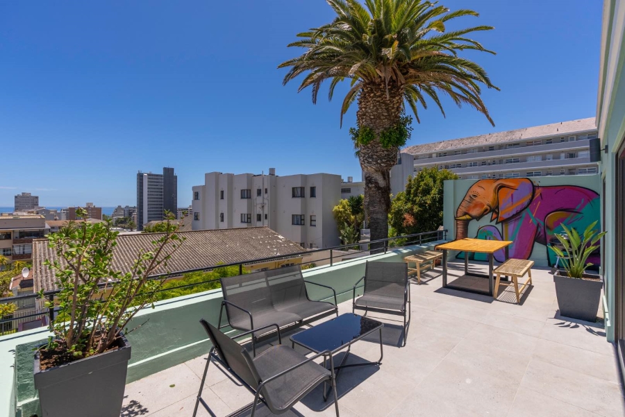 4 Bedroom Property for Sale in Sea Point Western Cape